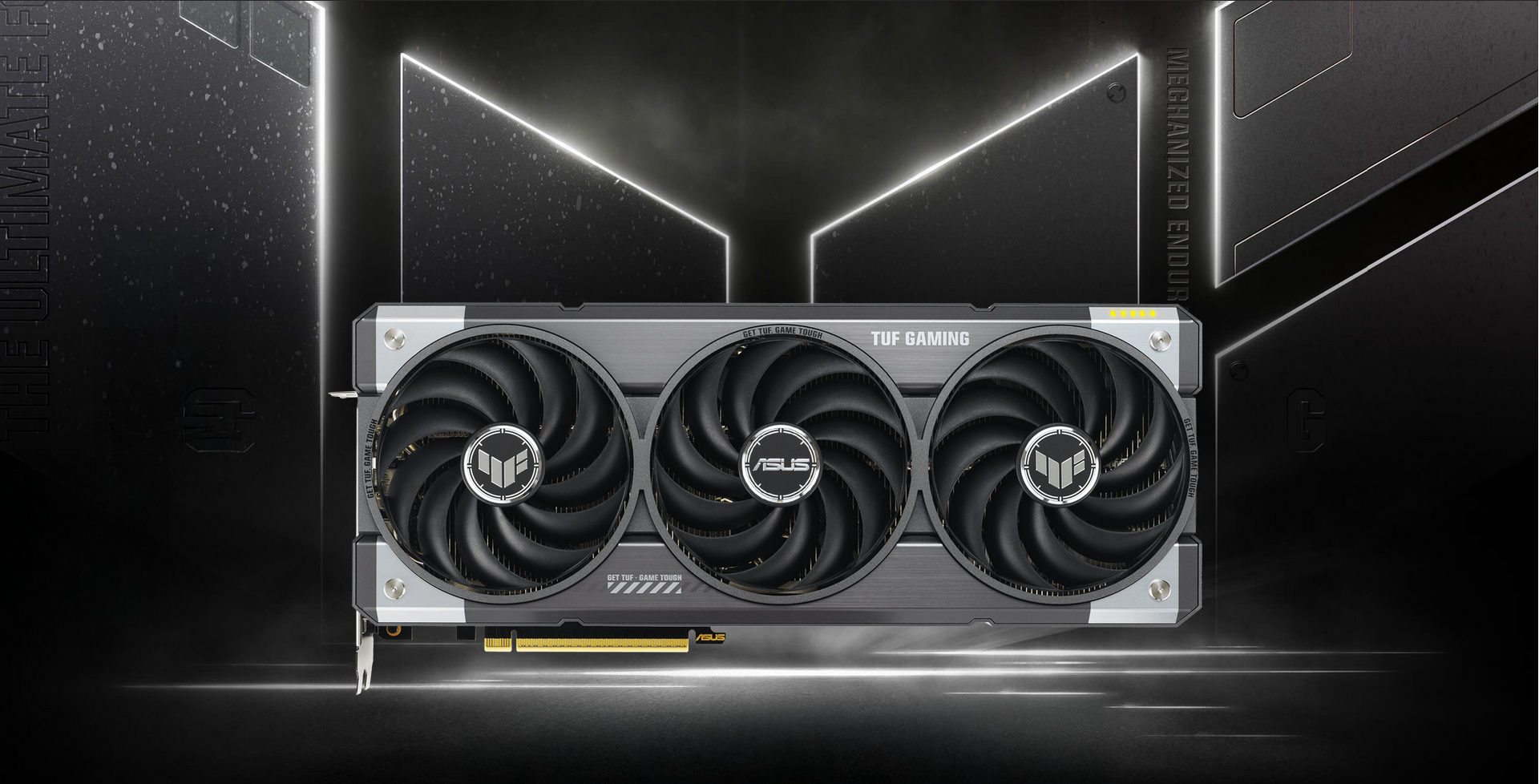 Detalle del sistema de enfriamiento con triple ventilador de la tarjeta gráfica ASUS RTX 5070 O16G Gaming